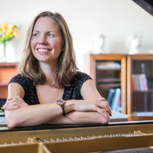 Kate Soper at the piano