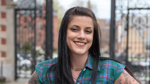 Cassandra Leone